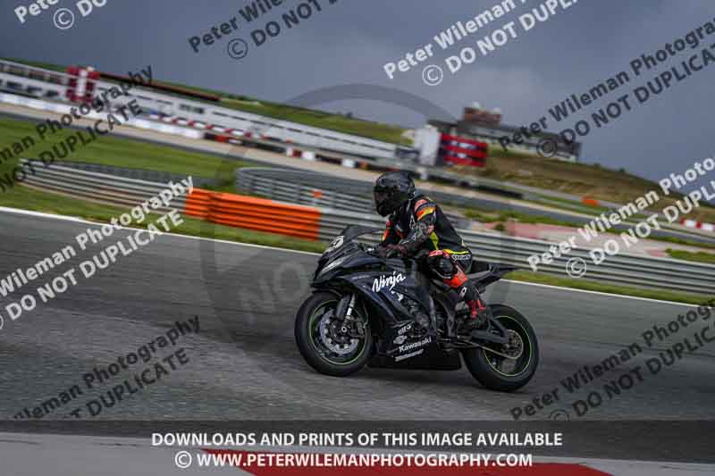 cadwell no limits trackday;cadwell park;cadwell park photographs;cadwell trackday photographs;enduro digital images;event digital images;eventdigitalimages;navarra;no limits trackdays;peter wileman photography;racing digital images;trackday digital images;trackday photos